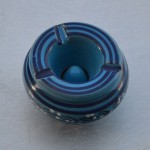 Cendrier petit modèle anti fumée Tatoué bleu - D 10 cm